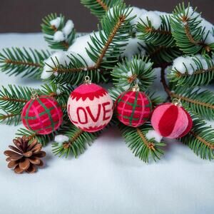 Shiraleah "Love" Assorted Set Of 4 
Felt Christmas Ornaments